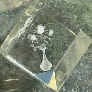 Crystal Floral Etched Cube 3D Laser Cut Rose Bouquet Gift Thank You Desk Decor